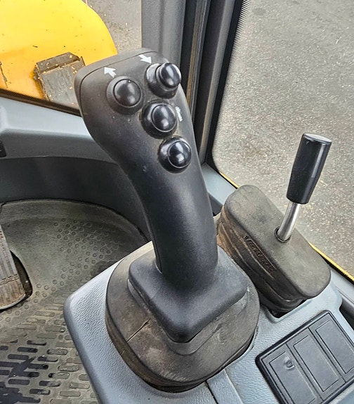 Volvo L45B-TP, 2001 Mod, 7164 timer, hydrauliske pallegafler, BM/HK-feste 25 of 30