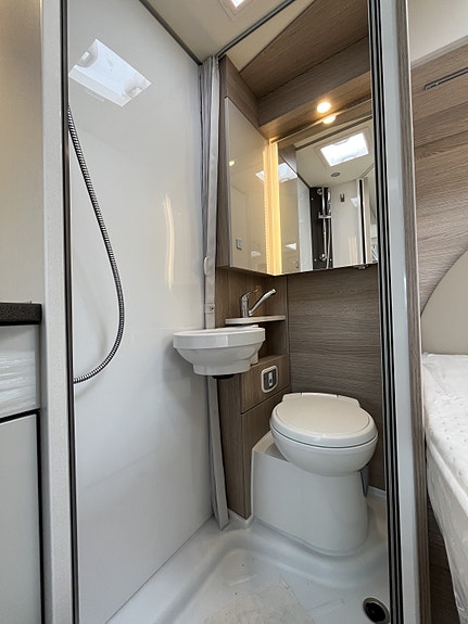 Bürstner Lineo T 569 | 599cm | aut |165hk | 13 of 30