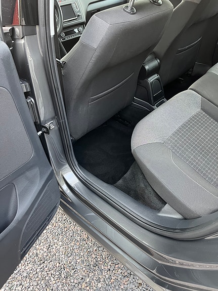 Volkswagen Polo 16 of 16