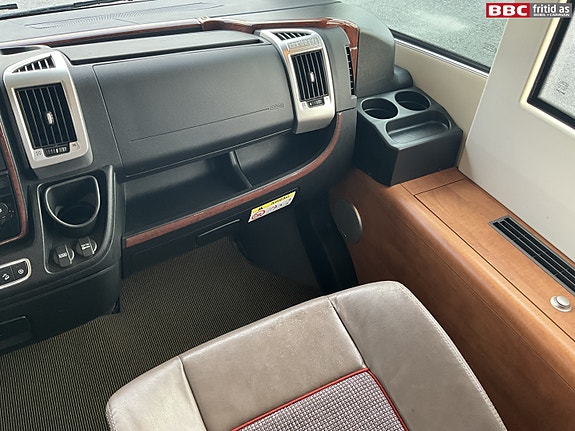 Carthago C-LINE I 5.0 / Reg-kjede / ALDE / 177 HK / Automat / Innbytte 23 of 30