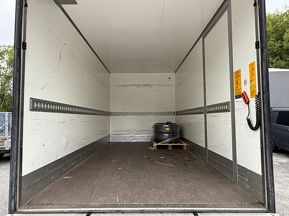 Iveco 8 of 19