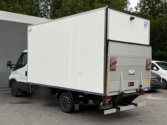 Iveco 6 of 19