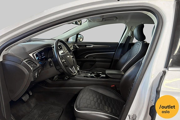 Ford Mondeo 12 of 27