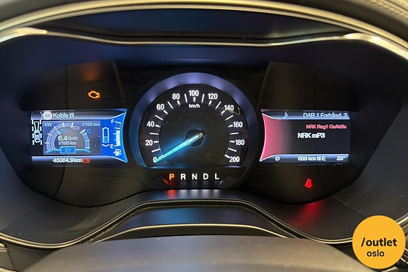 Ford Mondeo 19 of 27