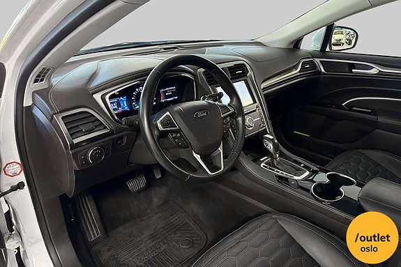 Ford Mondeo 14 of 27