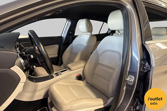 Mercedes-Benz GLA220 12 of 22