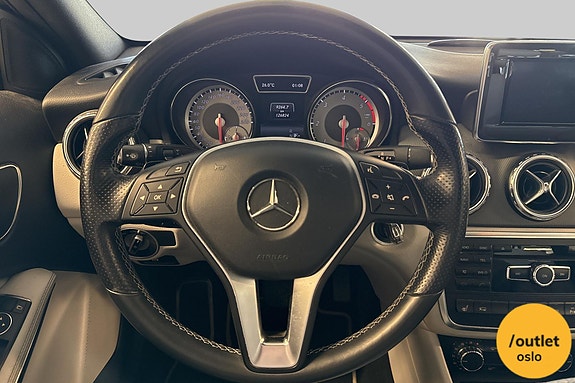 Mercedes-Benz GLA220 20 of 22