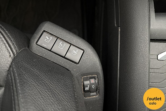 Citroen Grand C4 Picasso 17 of 28