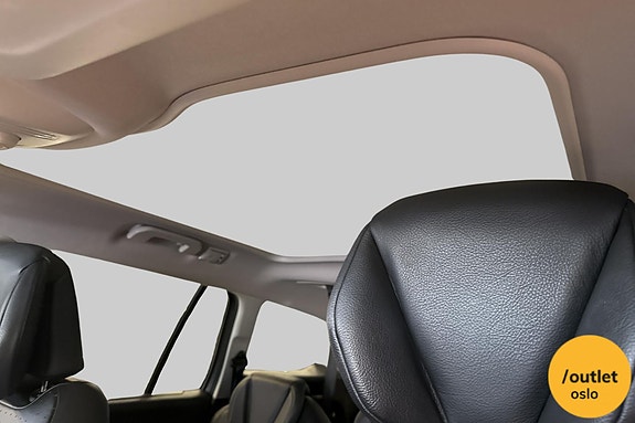 Citroen Grand C4 Picasso 27 of 28