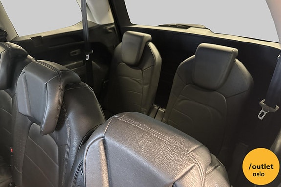 Citroen Grand C4 Picasso 26 of 28