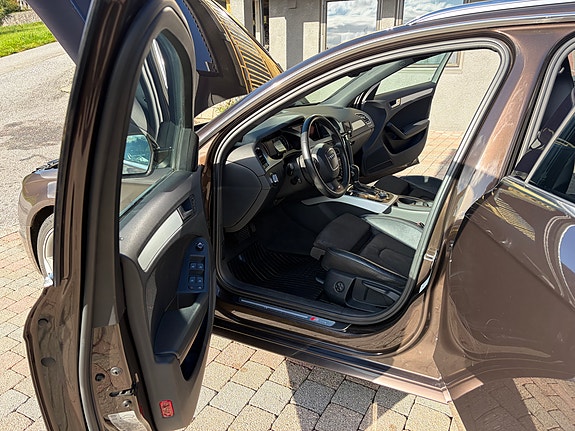 Audi A4 19 of 30