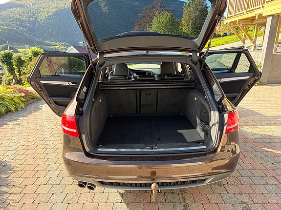 Audi A4 23 of 30