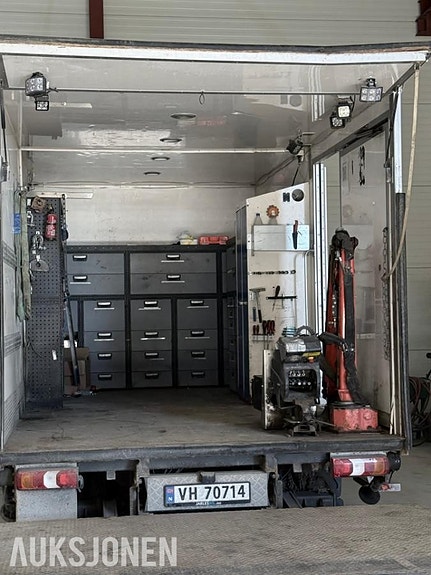 Mercedes-Benz ATEGO 5 of 9