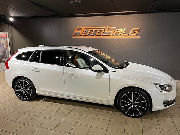 Volvo V60 8 of 29