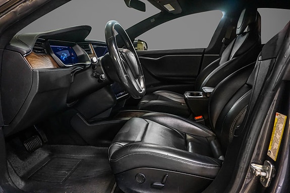 Tesla Model S 10 of 30