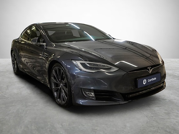 Tesla Model S 7 of 30
