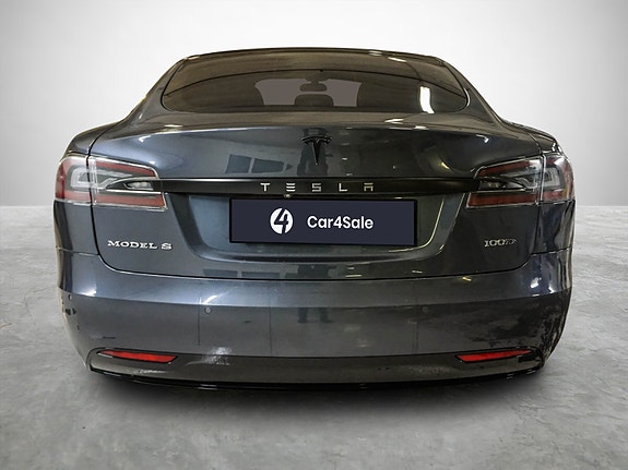 Tesla Model S 4 of 30