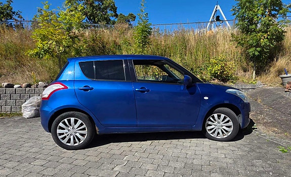 Suzuki Swift 2 of 10