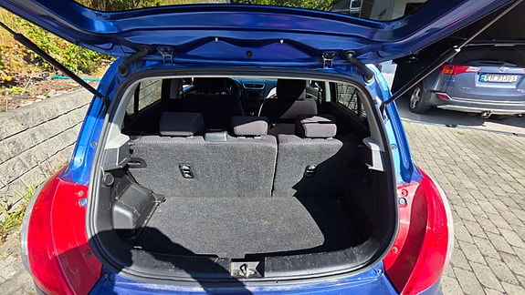 Suzuki Swift 8 of 10