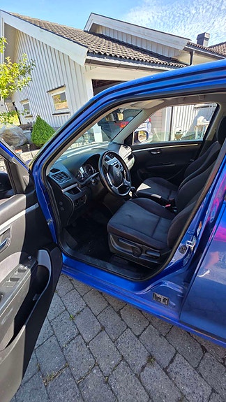 Suzuki Swift 7 of 10