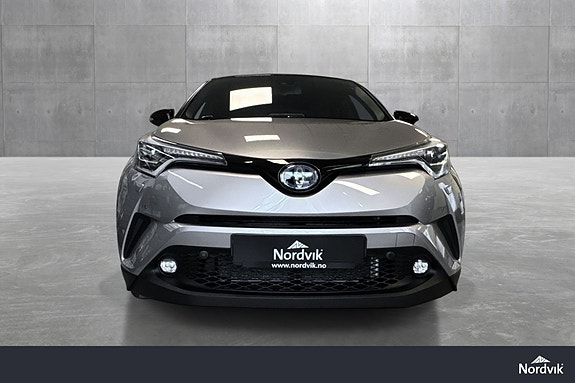 Toyota C-HR 7 of 19