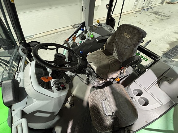 Deutz Fahr AGROTRON K 410 8 of 13