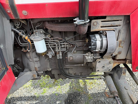 Massey Ferguson 265, med Dalen snøfres og Tokvam strøkasse 12 of 21