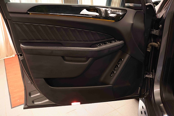 Mercedes-Benz GLS350 d 23 of 30