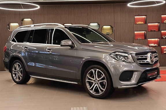 Mercedes-Benz GLS350 d 2 of 30