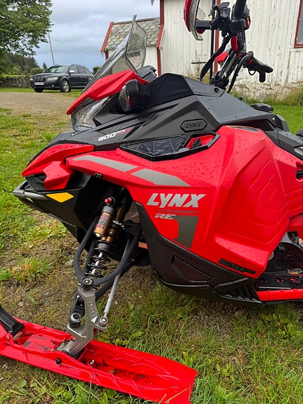 Lynx Xterrain RE 900 ACE Turbo 2 of 22