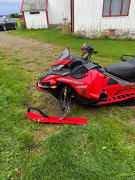 Lynx Xterrain RE 900 ACE Turbo 3 of 22