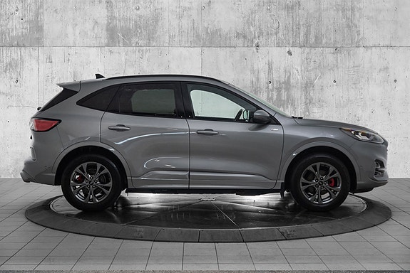 Ford Kuga 6 of 23