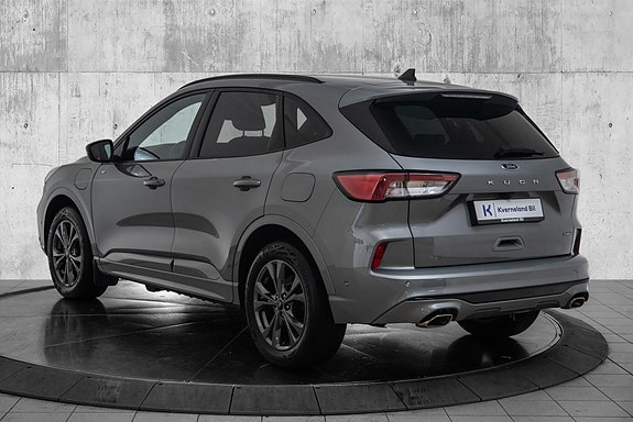 Ford Kuga 3 of 23