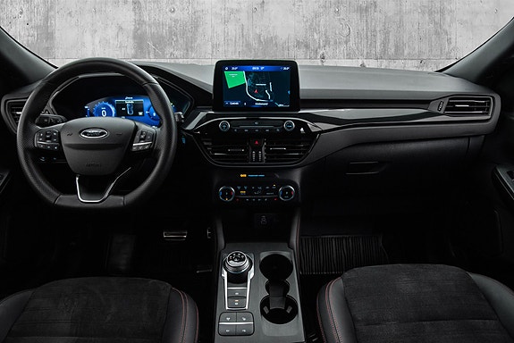 Ford Kuga 18 of 23