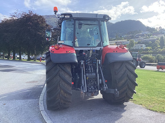 Massey Ferguson MF 5S.145 4 of 12