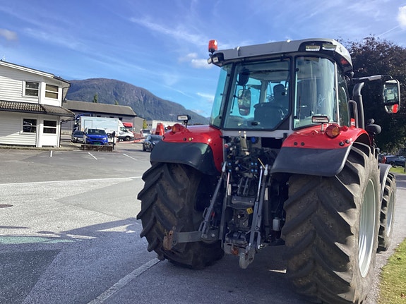 Massey Ferguson MF 5S.145 2 of 12