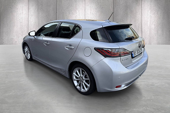 Lexus CT200h 5 of 22