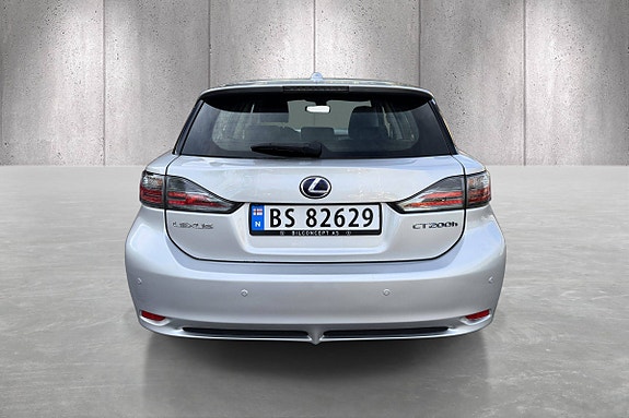 Lexus CT200h 6 of 22
