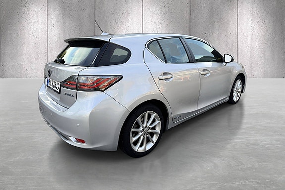 Lexus CT200h 7 of 22