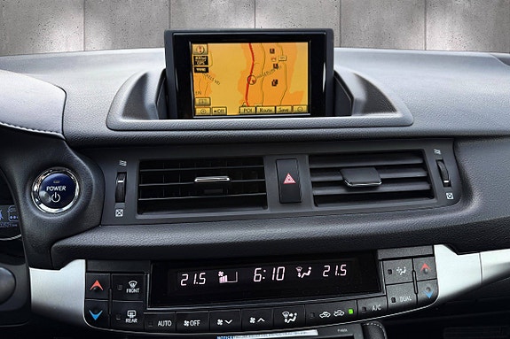 Lexus CT200h 19 of 22