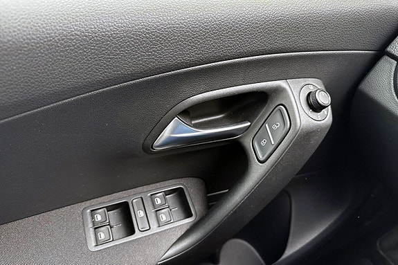 Volkswagen Polo 26 of 26