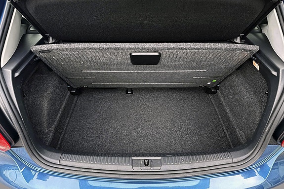 Volkswagen Polo 15 of 26