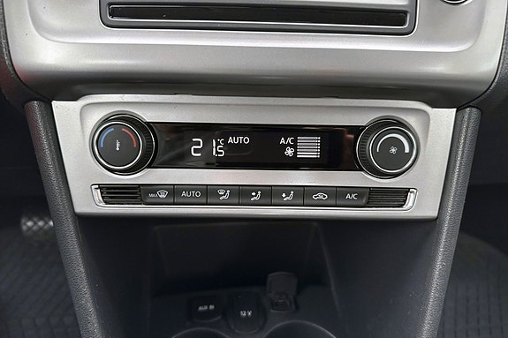 Volkswagen Polo 22 of 26