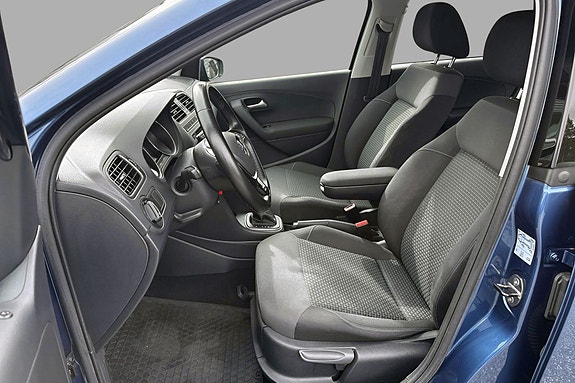 Volkswagen Polo 10 of 26