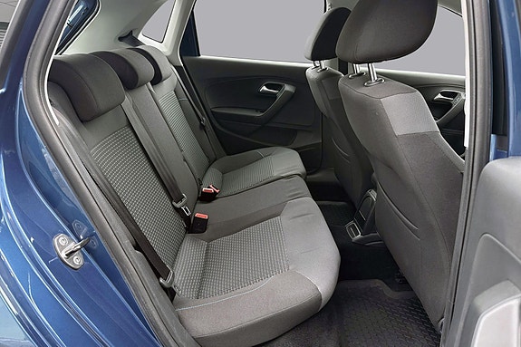 Volkswagen Polo 13 of 26