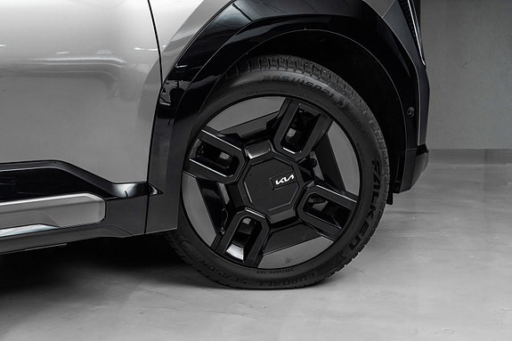 Kia EV9 7 of 30