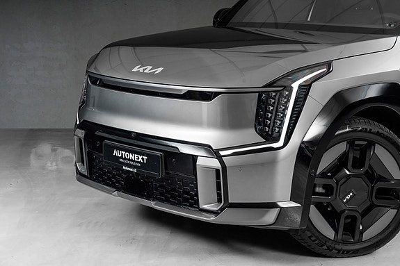 Kia EV9 2 of 30