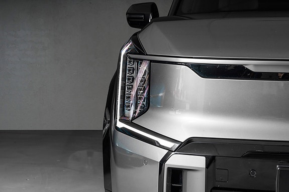 Kia EV9 4 of 30