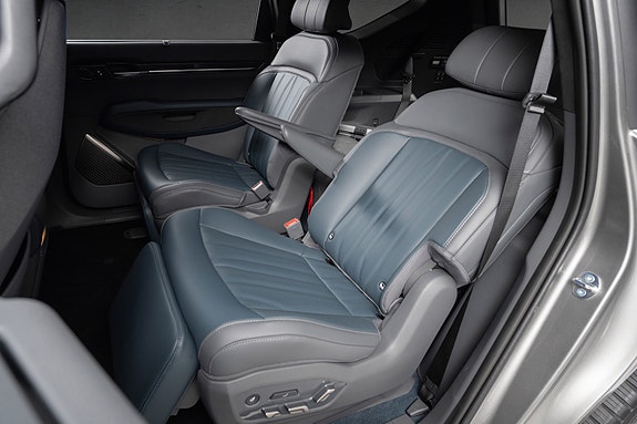 Kia EV9 16 of 30