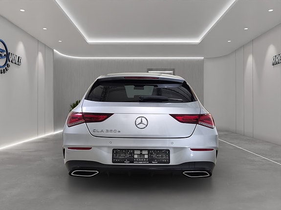 Mercedes-Benz CLA250 e 7 of 28